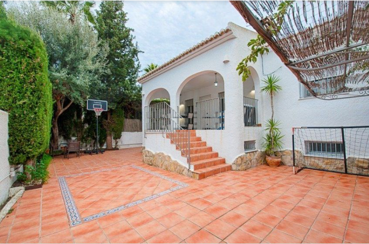 Villetta in Moraira, affitto
