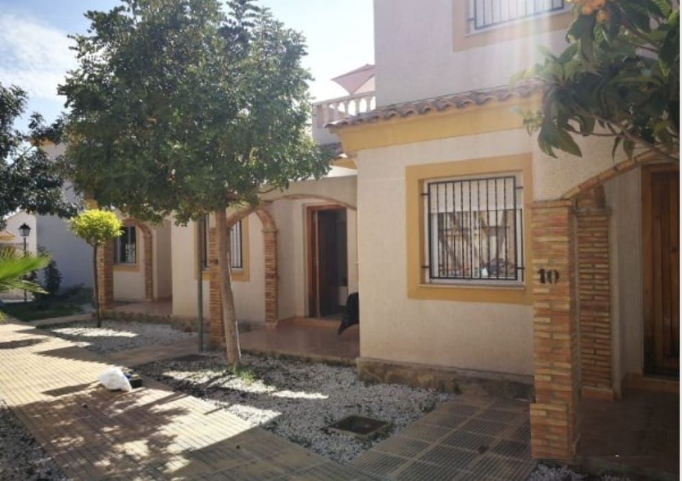 Дом из ряда жилого комплекса в Polop de la Marina, продажа