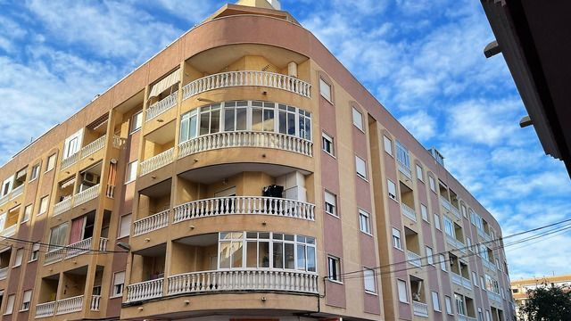 Huoneisto sijainti Torrevieja, myynti