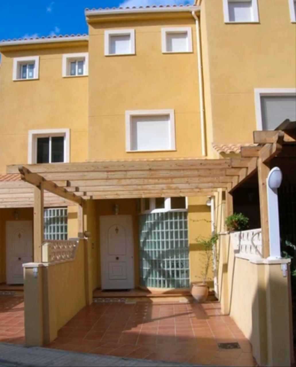 Geschakelde woningen in Dénia, te koop