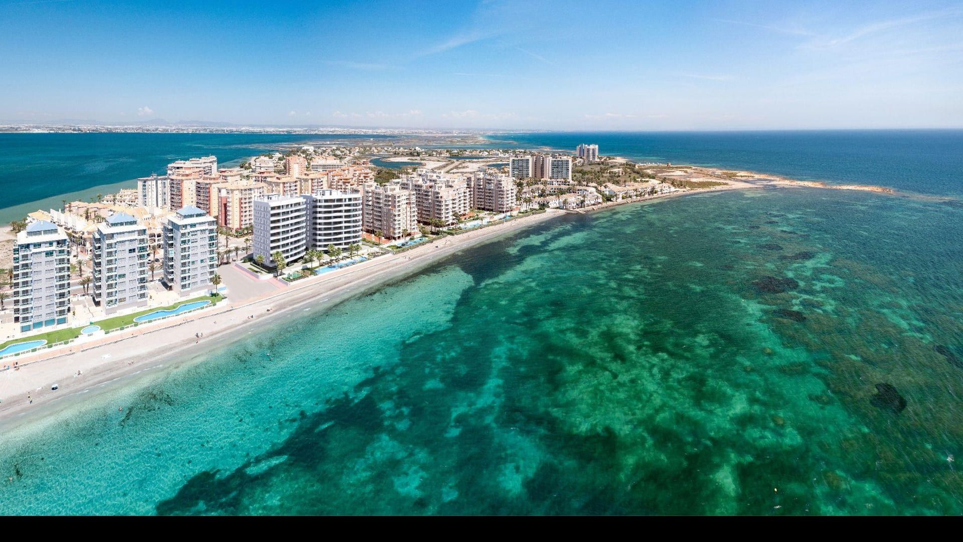 Apartment in La Manga, La Manga del Mar Menor, for sale