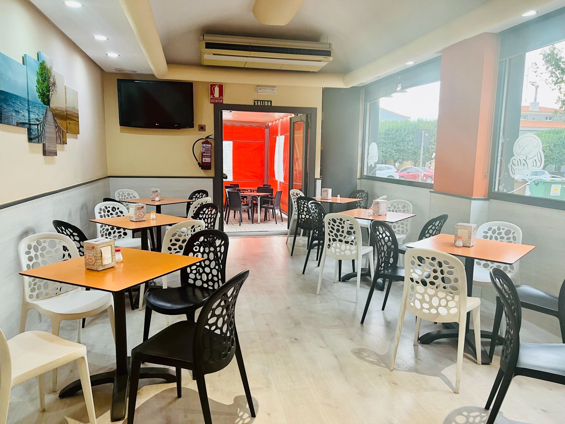 Local comercial en Villena, Morenica, venta