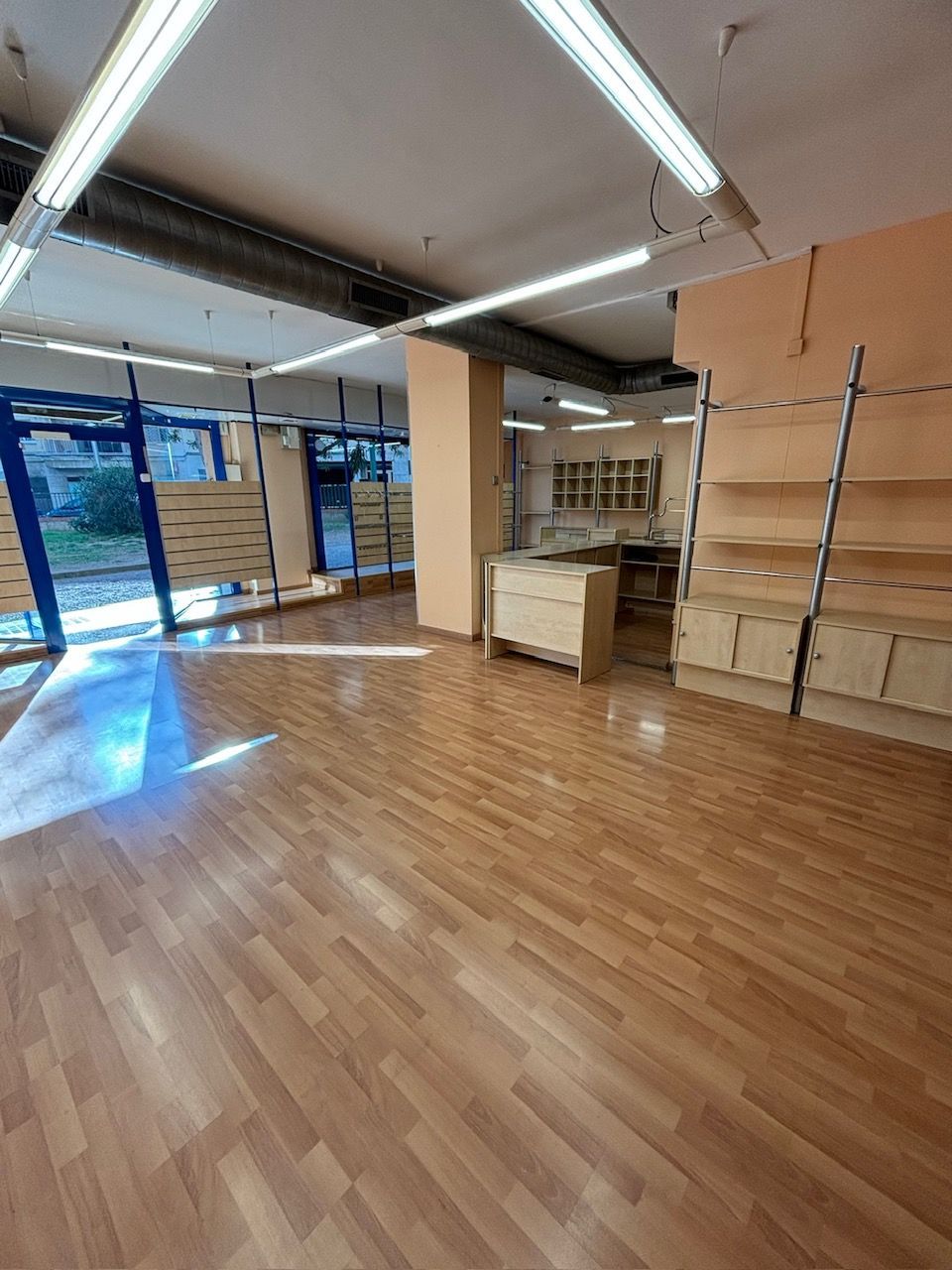 Local comercial en Sant Vicenç dels Horts, Centro, venta