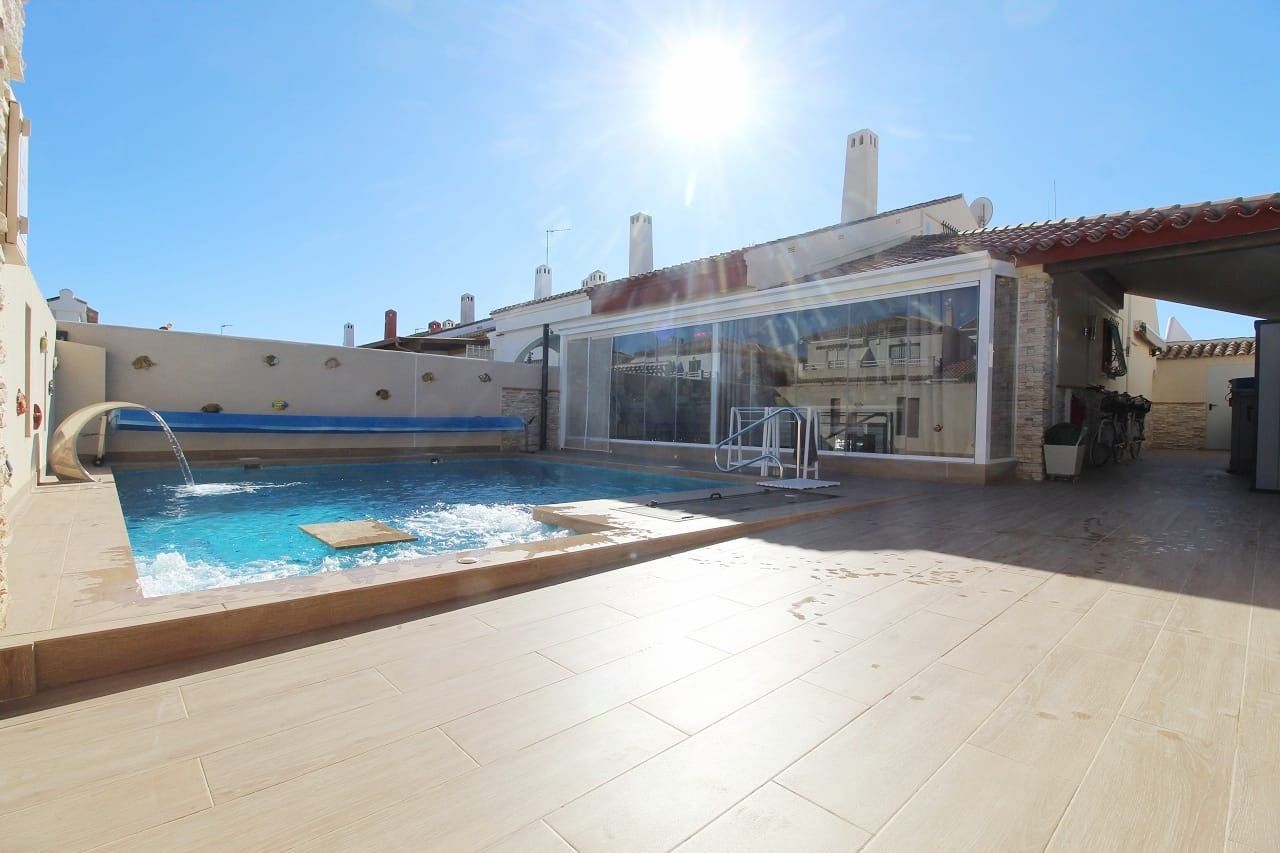 Luxury Villa in Torre de la Horadada, Torre de la Horadada, for sale