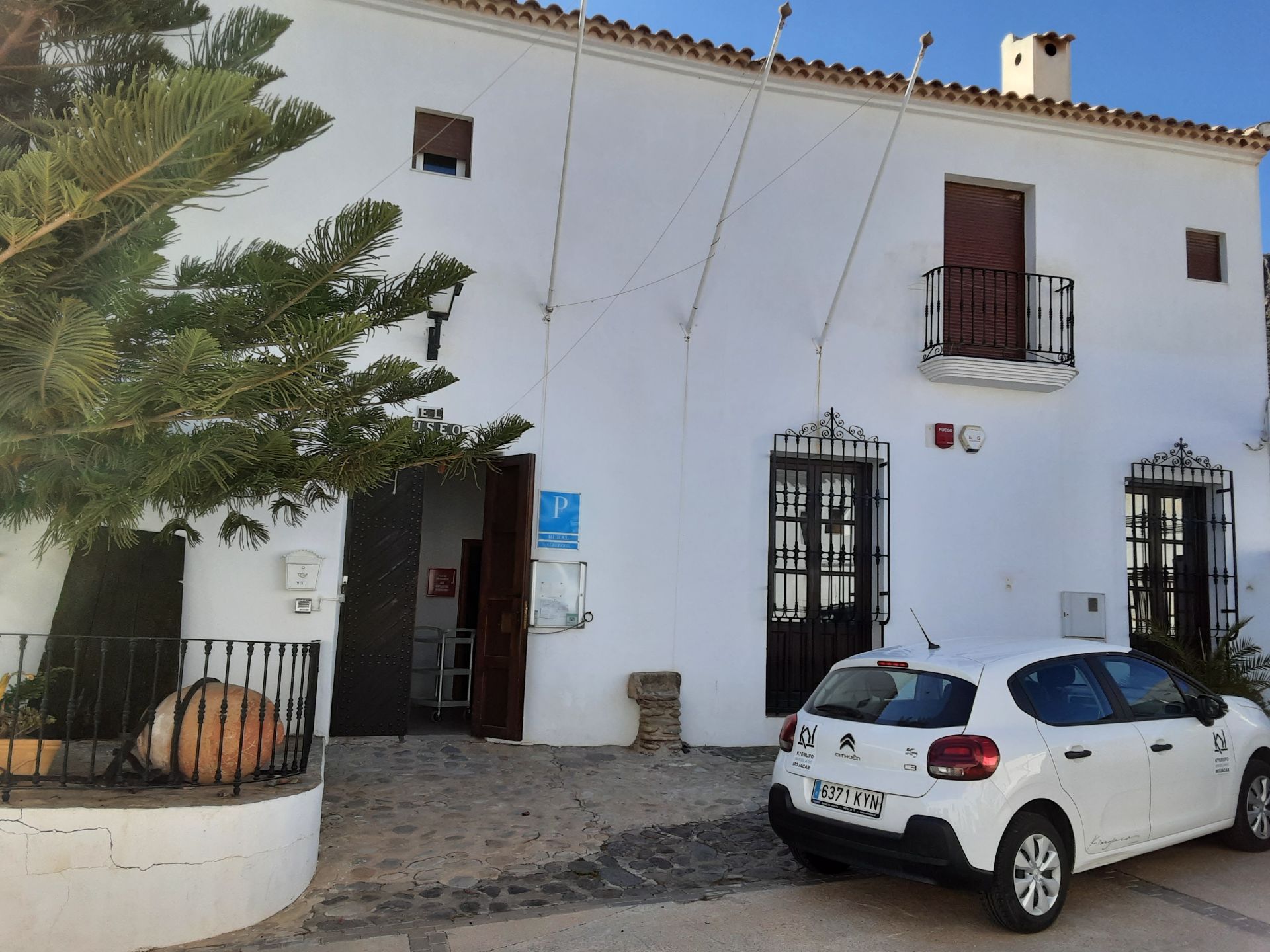 Hotel en Lucainena de las Torres, Pueblo, venta