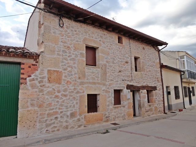 Casa / Chalet en Peñalba de Castro, venta