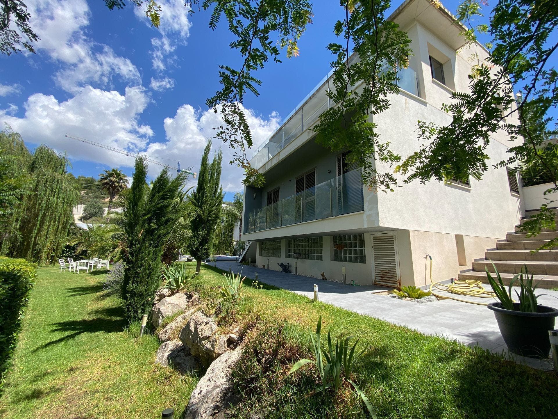 Chalets en Cocentaina: Así están los precios y el mercado