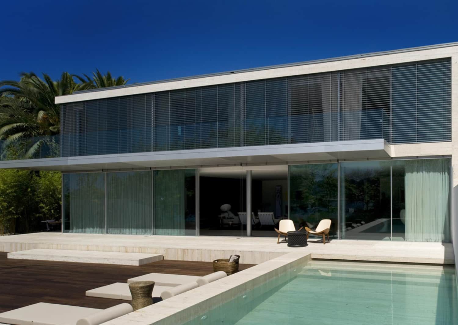 fachada-moderna-cristal.jpg