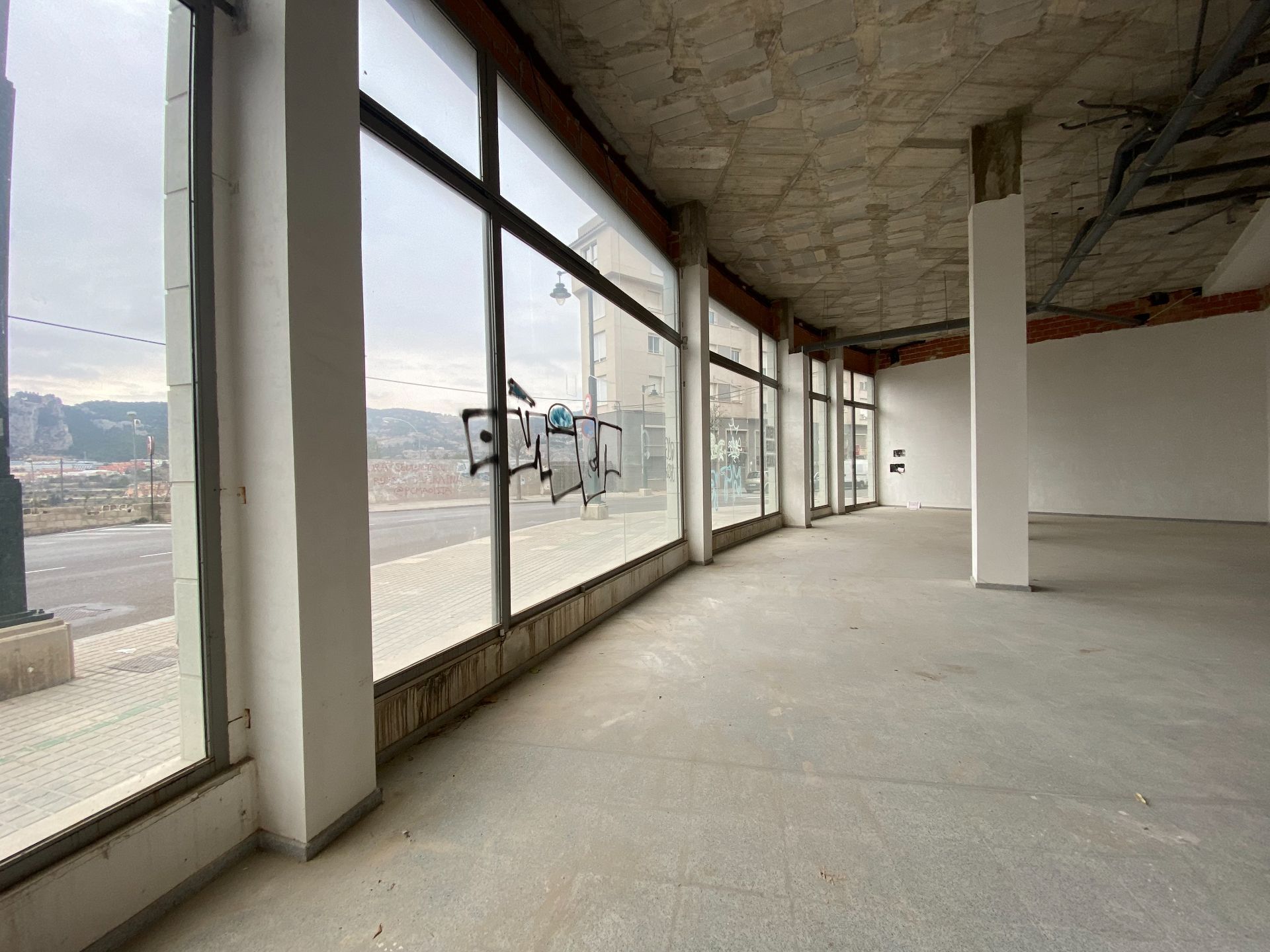 Local comercial a Alcoy, EL CAMI, en lloguer