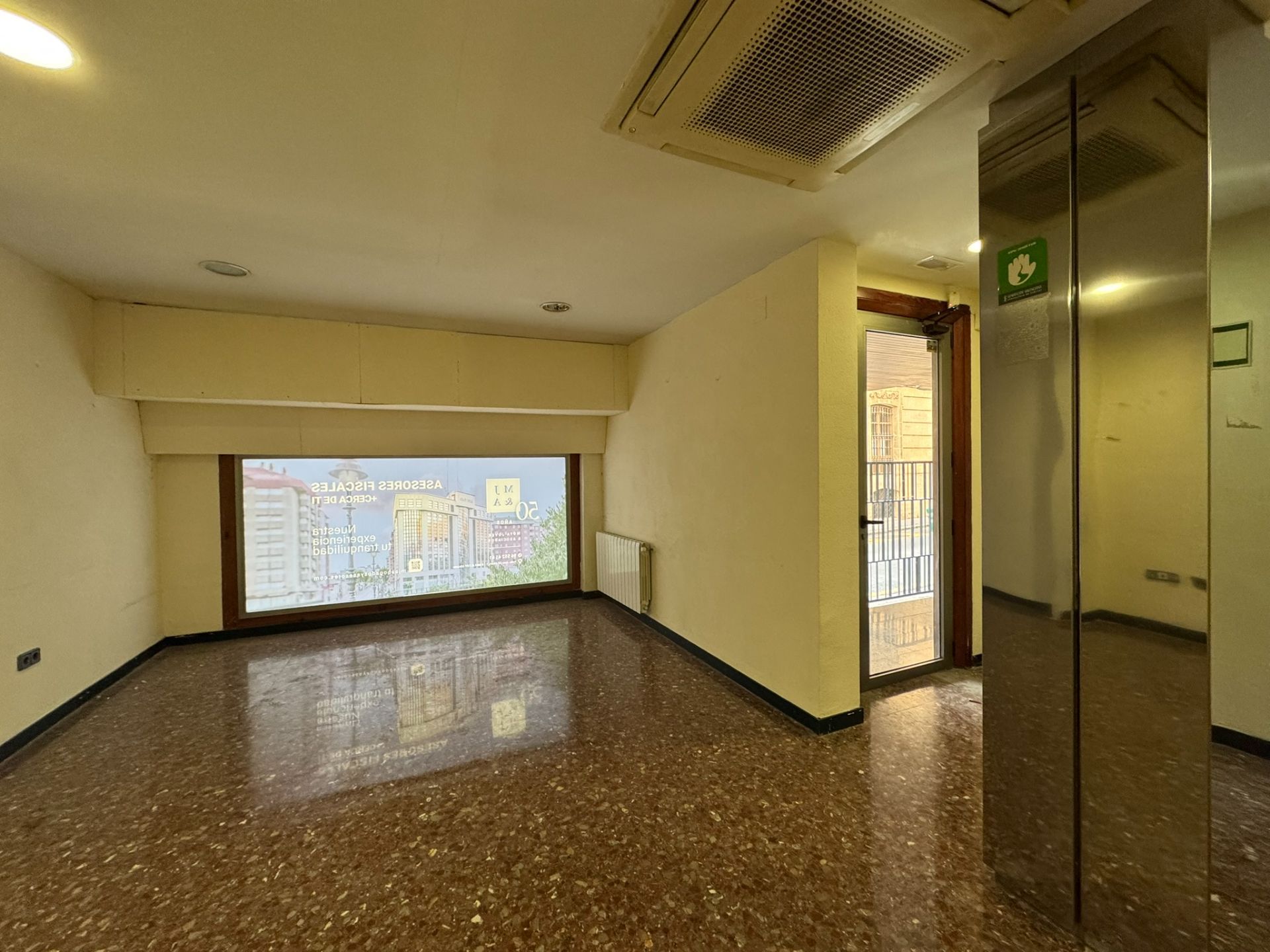 Local comercial a Alcoy, CENTRO, en venda