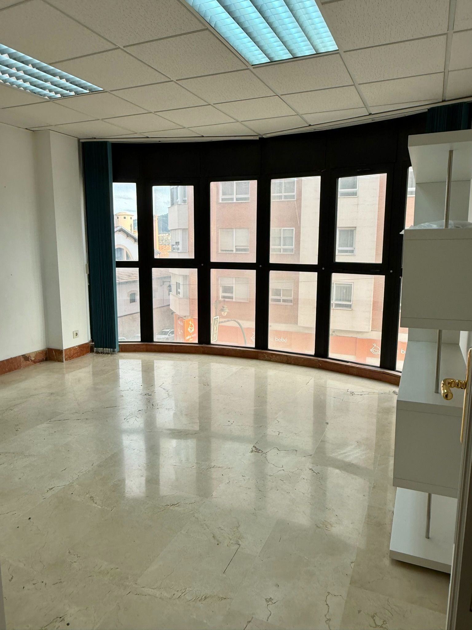 Office in Alcoy, NORTE, for sale
