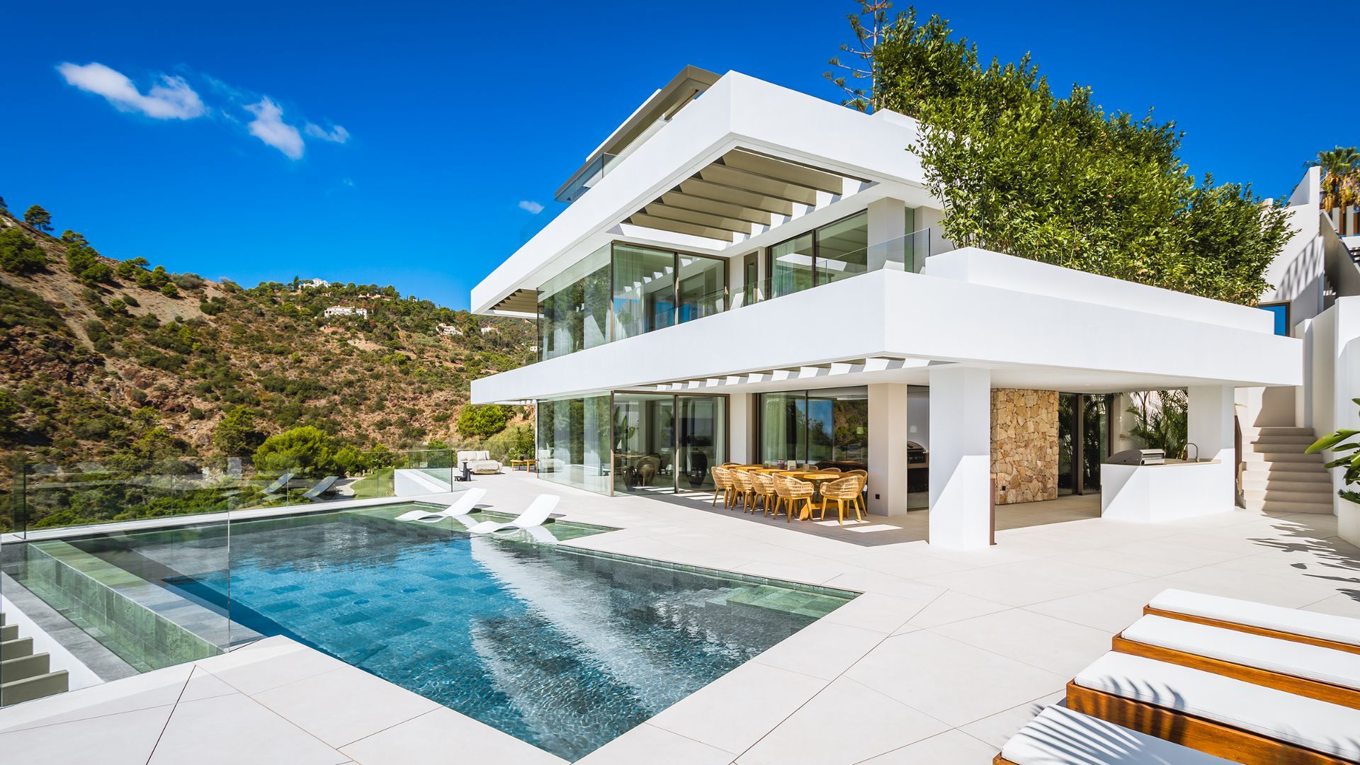 Villa de Lujo en Benahavís, La Quinta, venta