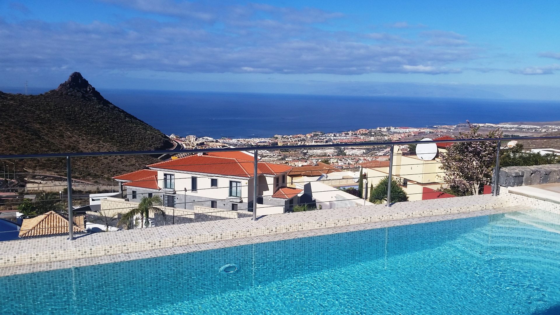 Villa in Torviscas Alto, for sale