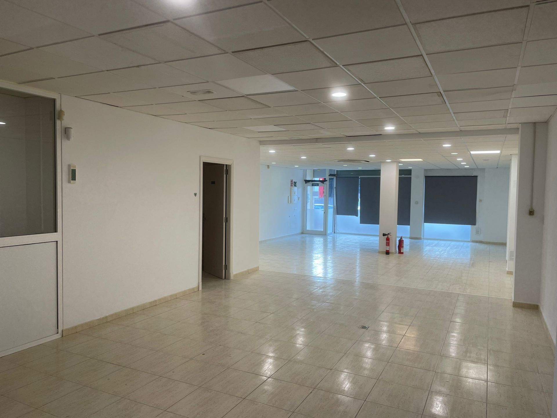 Local comercial en Mahón, Ciudad, alquiler