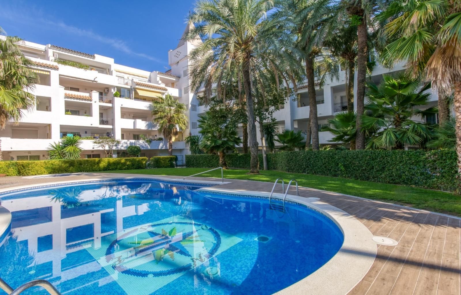 Apartamento en venta en Roses zona Santa Margarida