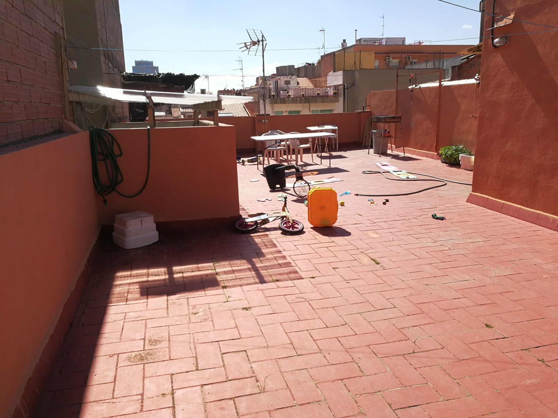 Edificio en Sabadell, venta