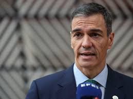 Sánchez anuncia ayudas a propietarios con impagos