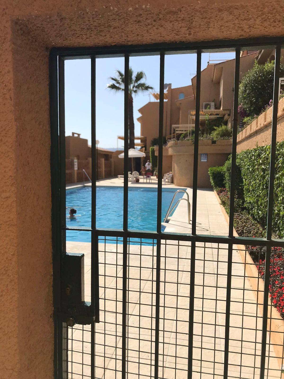 Casa adosada en Estepona, Puerto Deportivo, venta