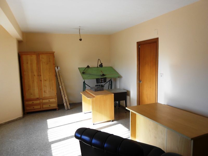 Склады в Quart de Poblet, POLÍGONO INDUSTRIAL, продажа