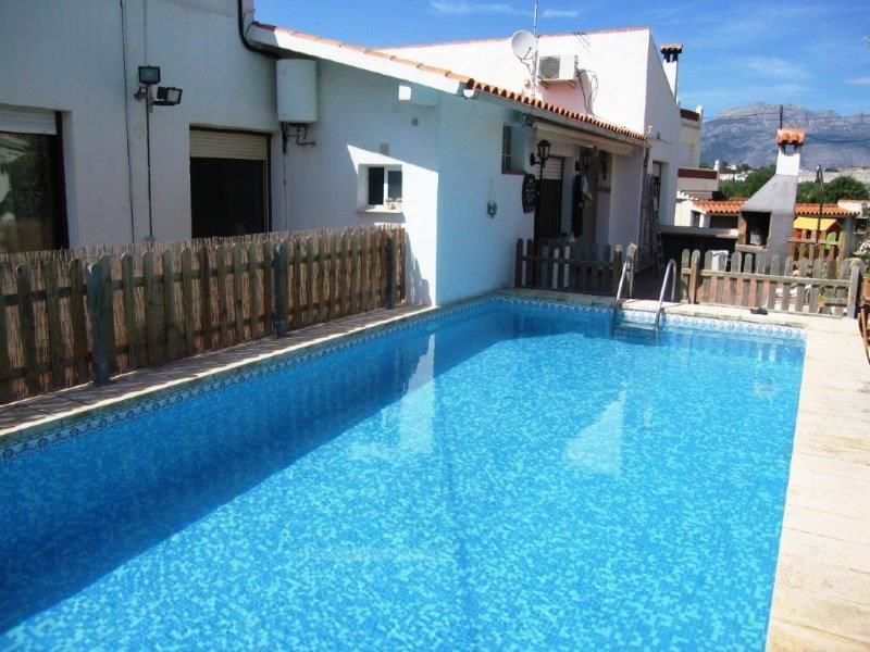 Venta. Villa en Albir