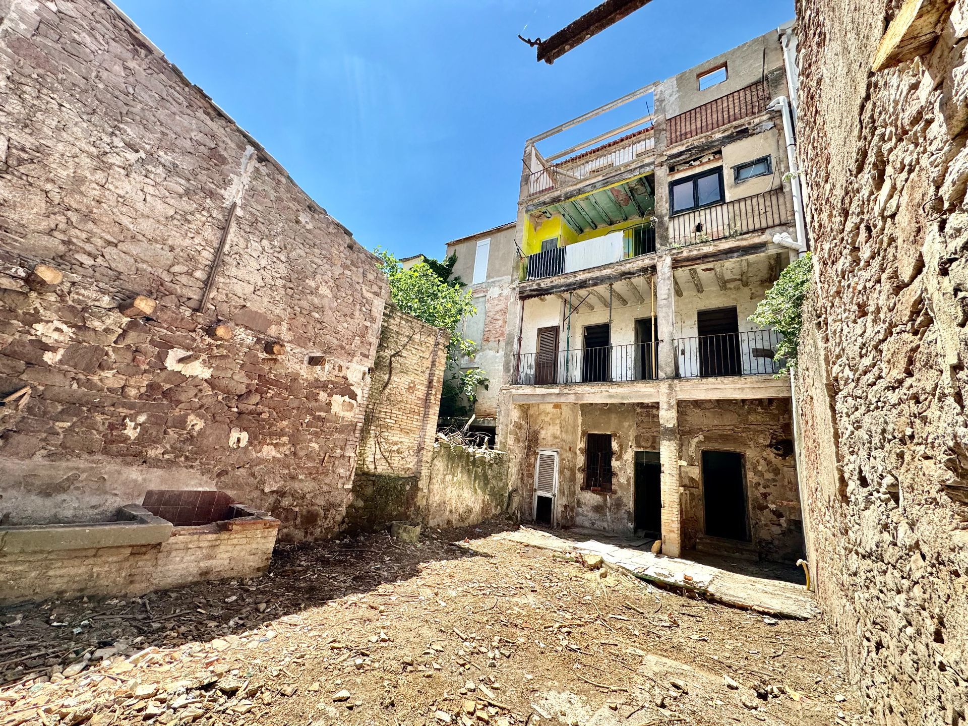 Edificio en Artés, Artés, venta