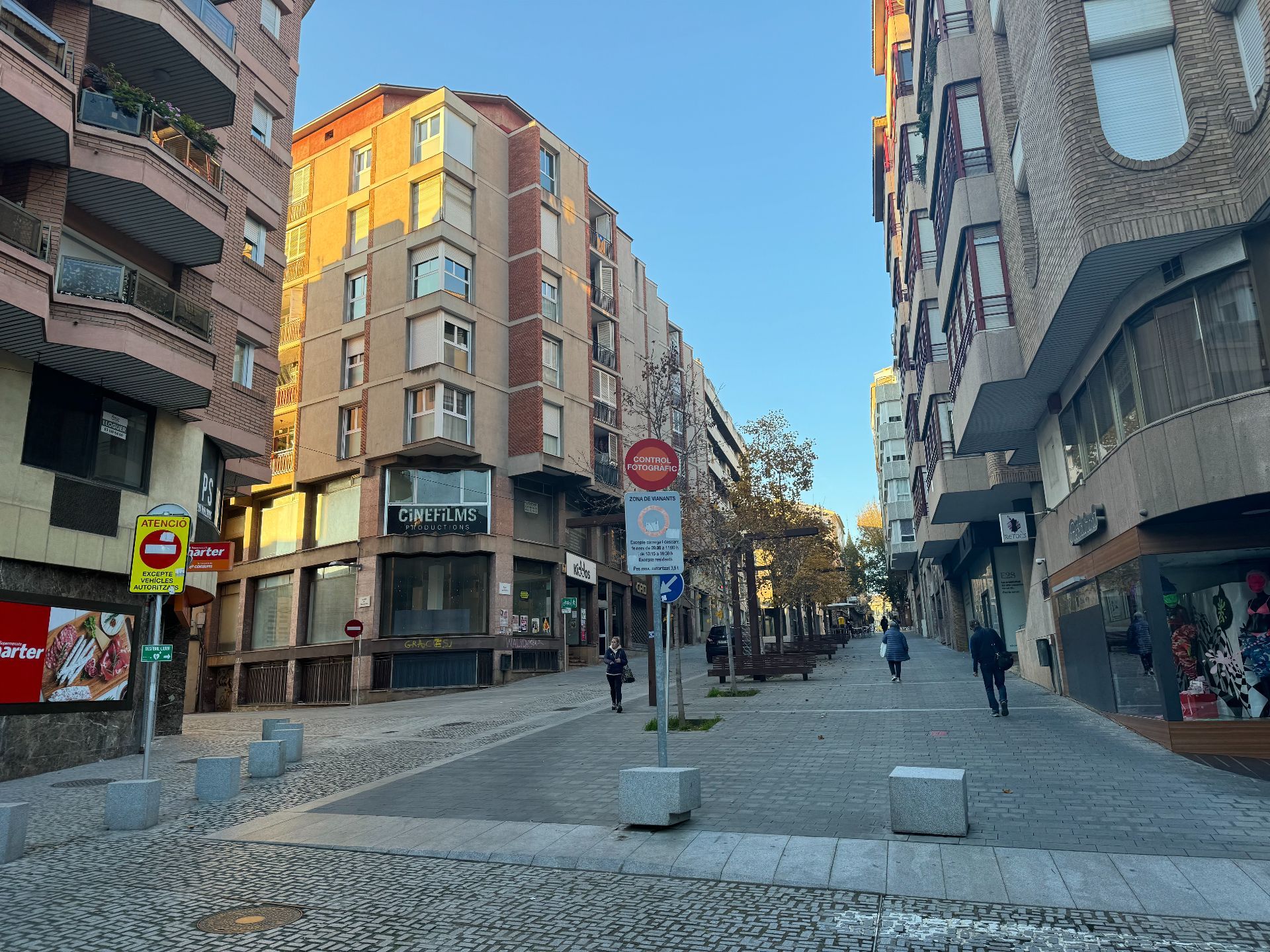 Kontor i Manresa, Passeig de Pere III, uthyres