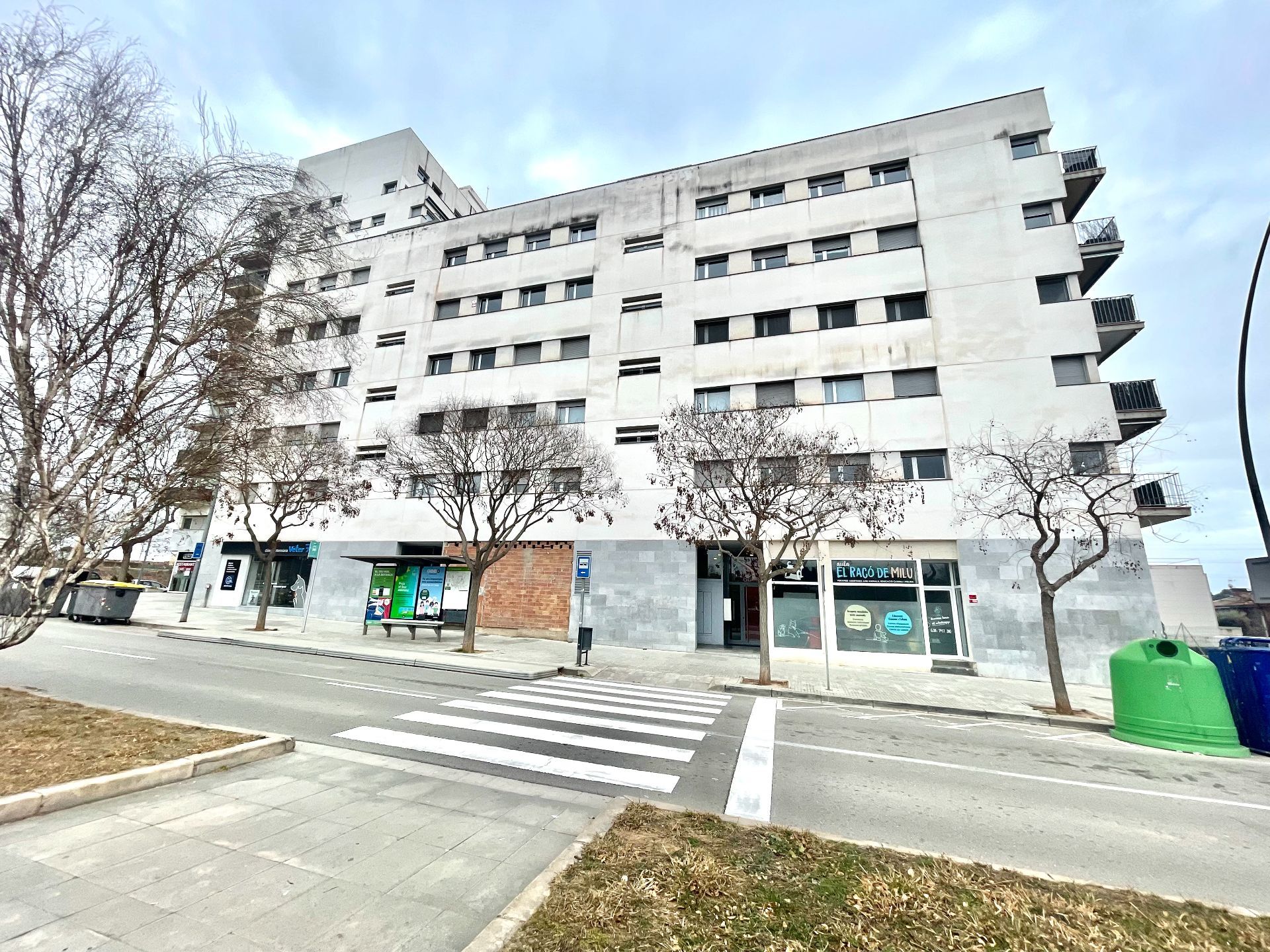 Geschäftslokal in Manresa, La Parada, verkauf