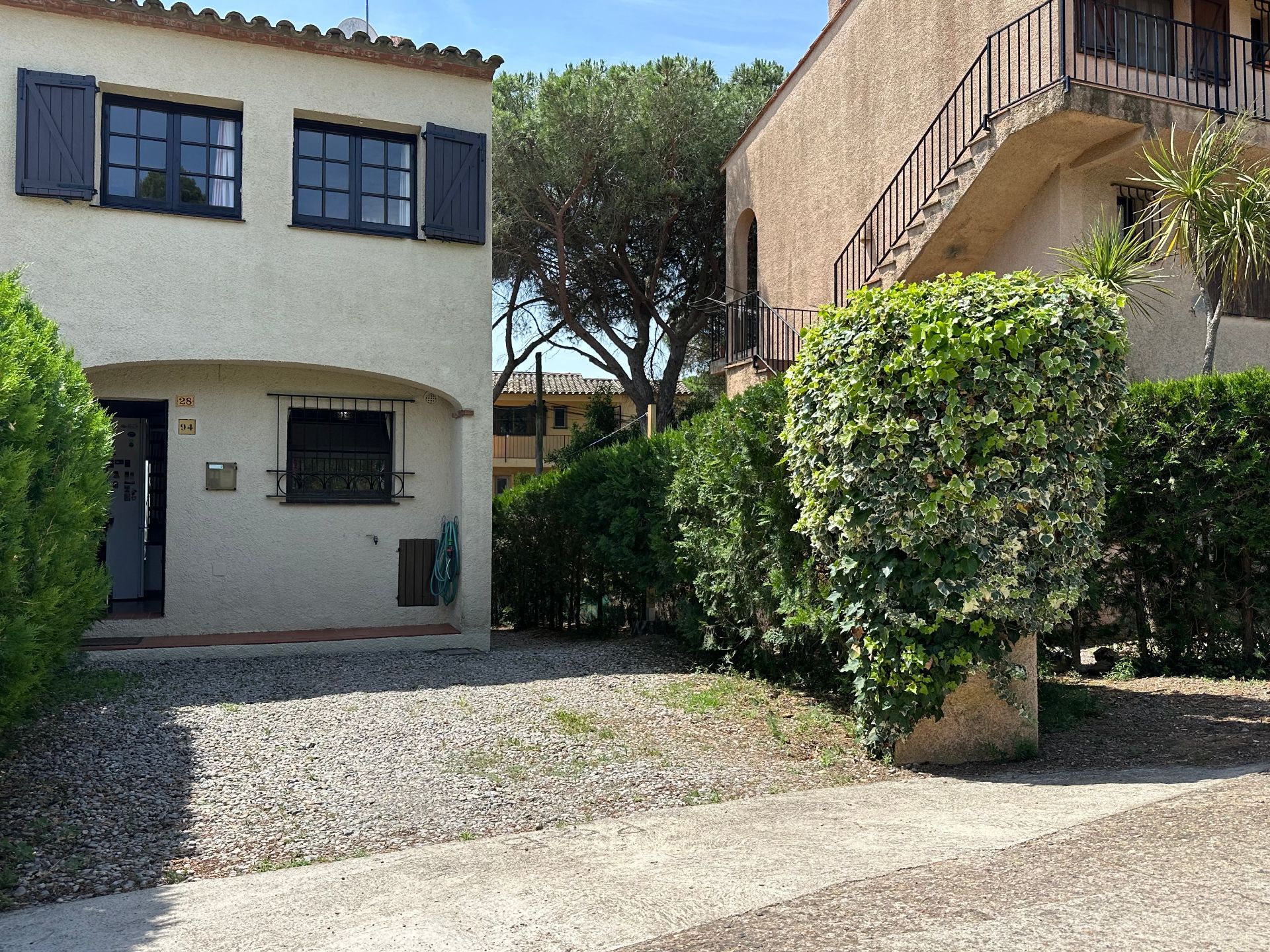 Casa adosada en Torroella de Montgrí, Torre Vella, venta