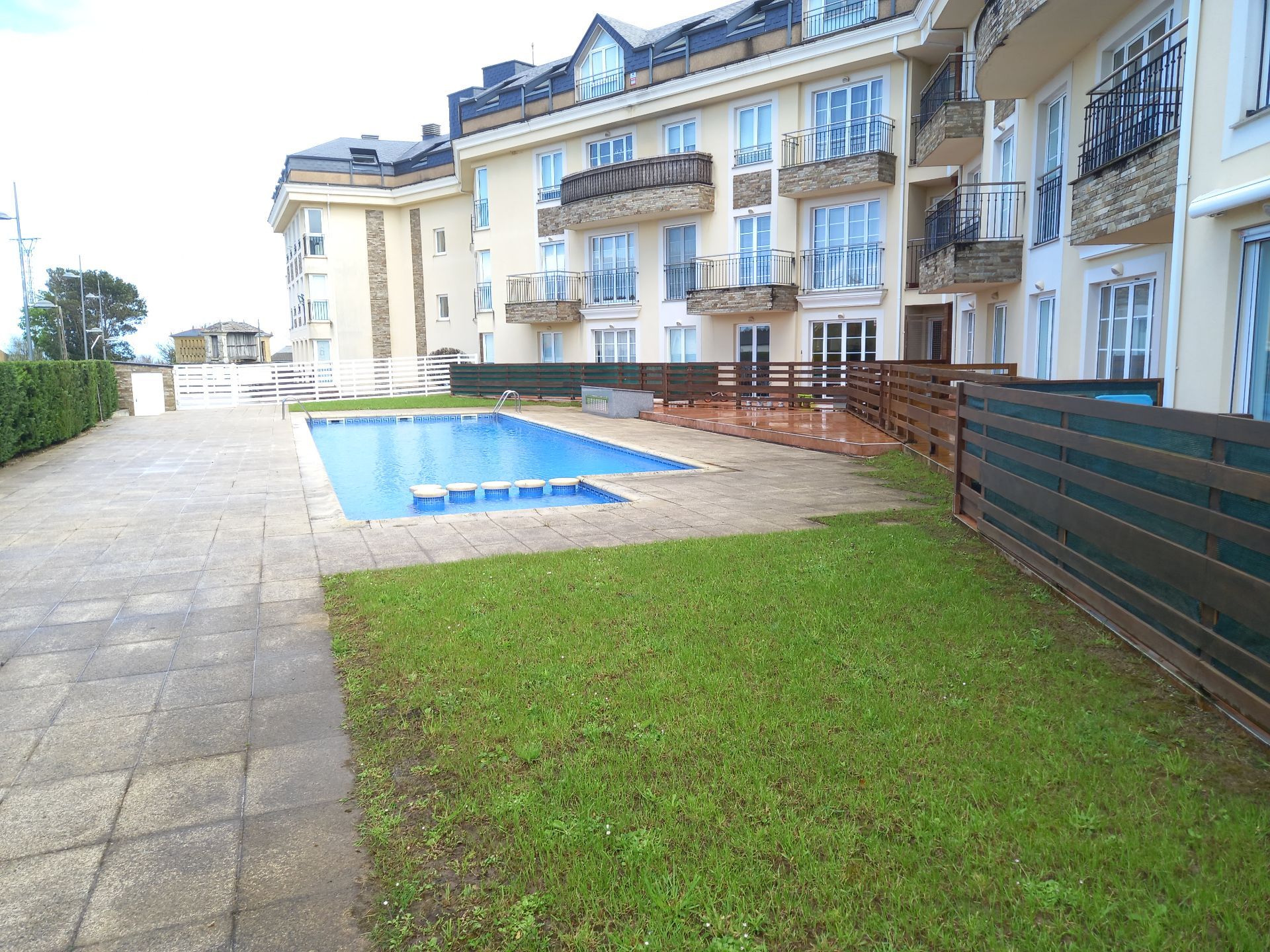 Apartment in Barreiros, for sale