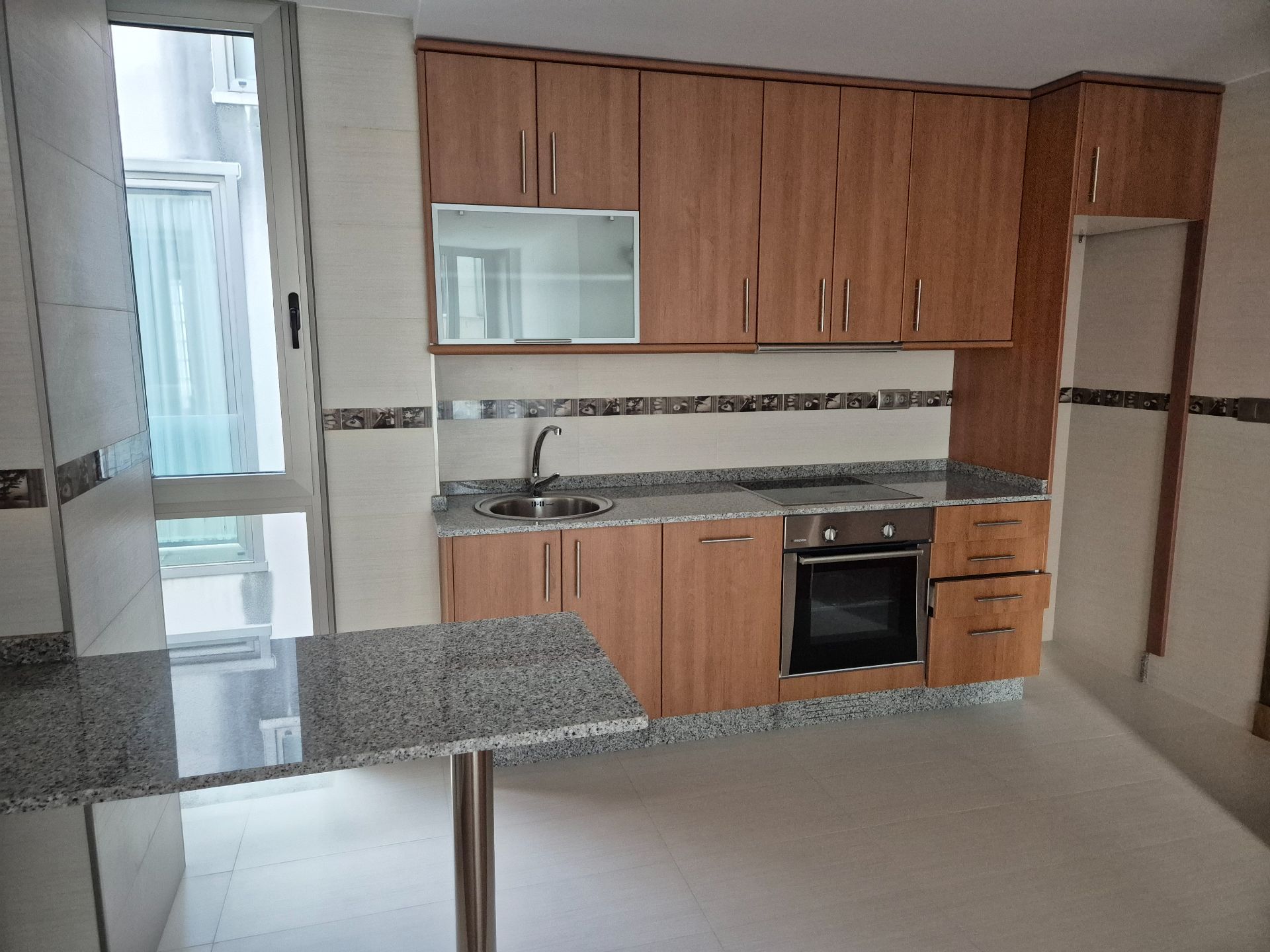 Flat in Foz, for sale