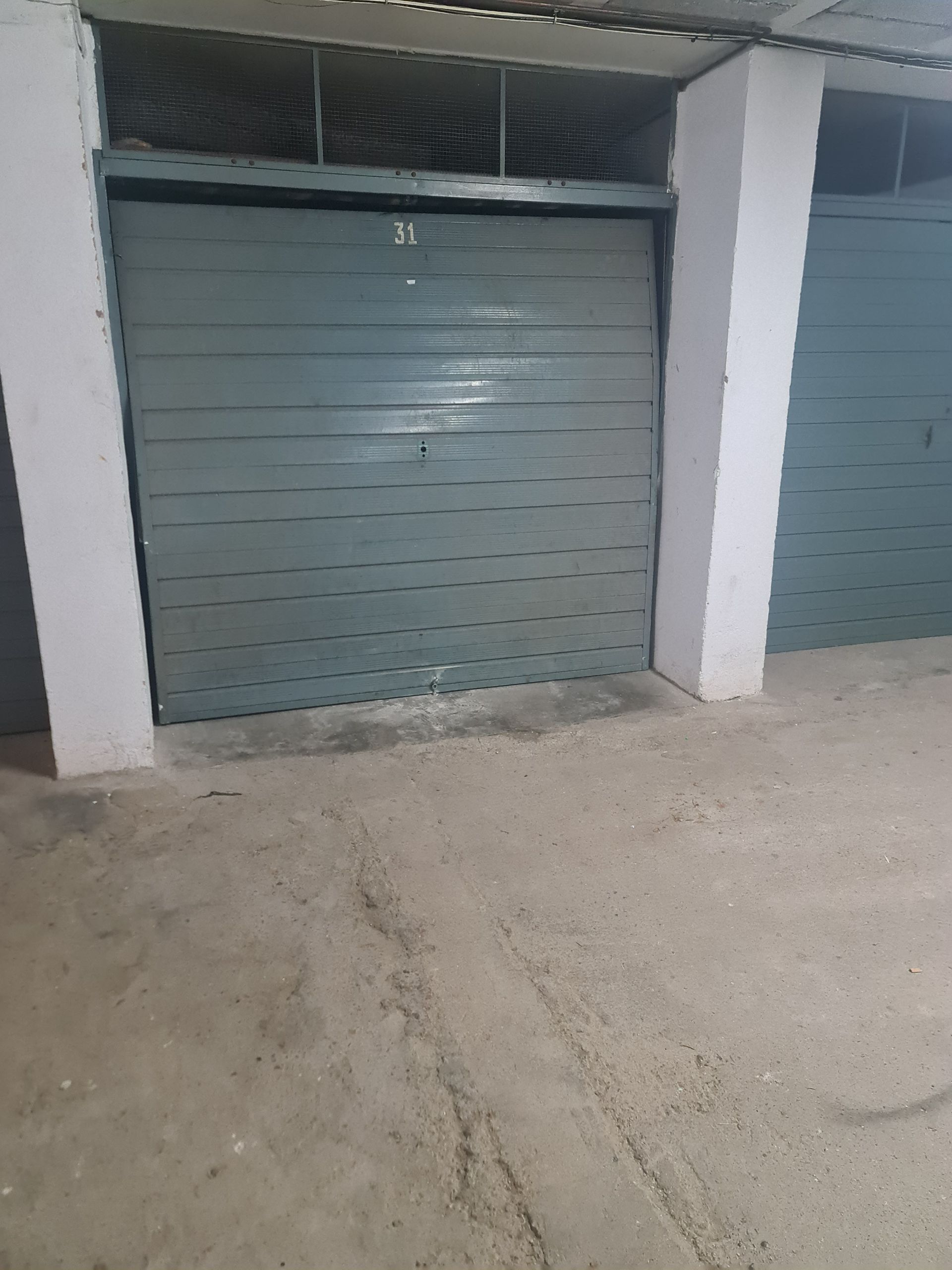 Garatge / Pàrquing a la Bisbal d'Empordà, en venda