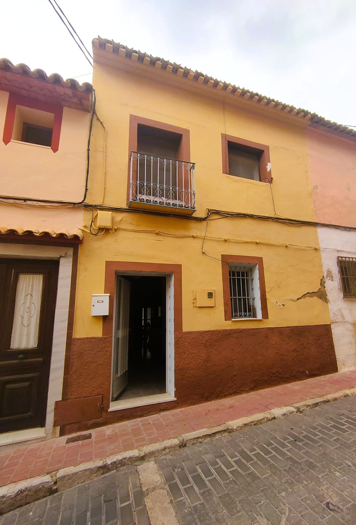 Casa De Pueblo in Polop De La Marina