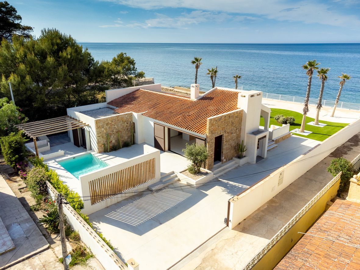 Villa in Dénia, for sale