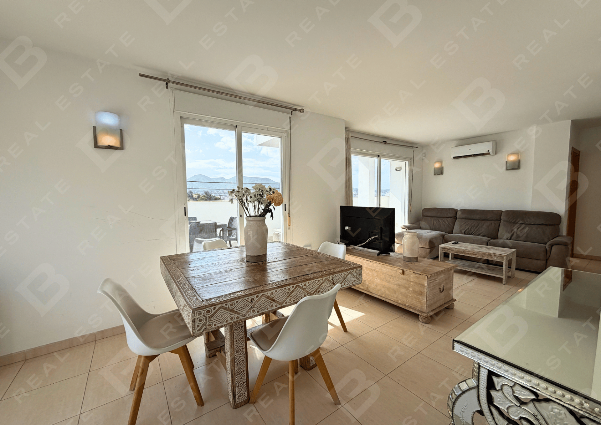 Wohnung in Ibiza, Los Molinos, verkauf
