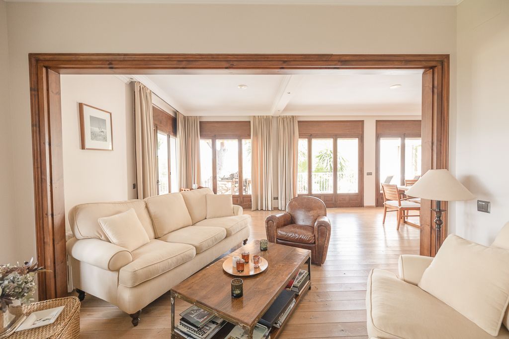 Villa in Cabrera de Mar, for sale