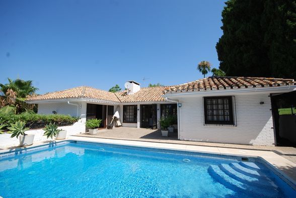 Casa / Chalet en San Pedro de Alcántara, venta