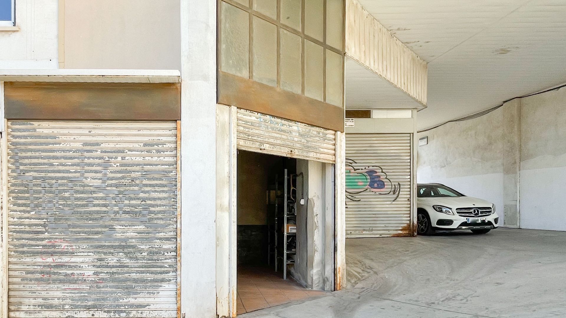 Local comercial en Sant Boi de Llobregat, Vinyets - Molí Vell, venta