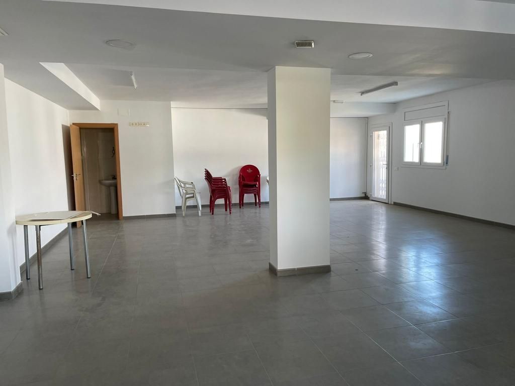 Local comercial en Miami Playa, venta