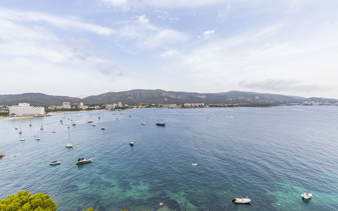 6 Surprising Benefits of Living Close to the Sea