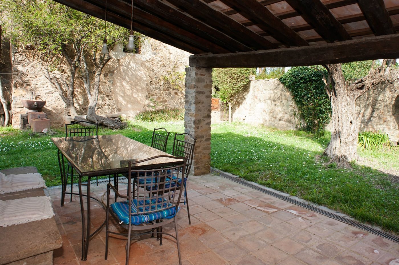 Casa de pueblo en la Bisbal d'Empordà, venta