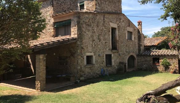 Town House in la Bisbal d'Empordà, for sale