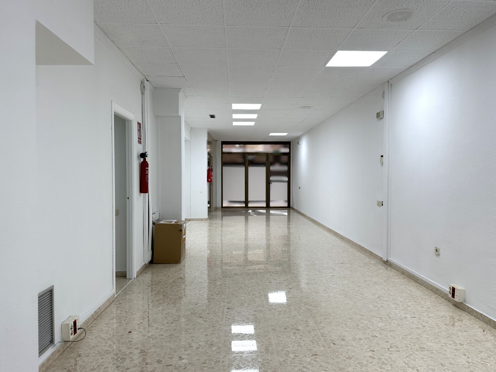 Local comercial en Ontinyent, San José, alquiler