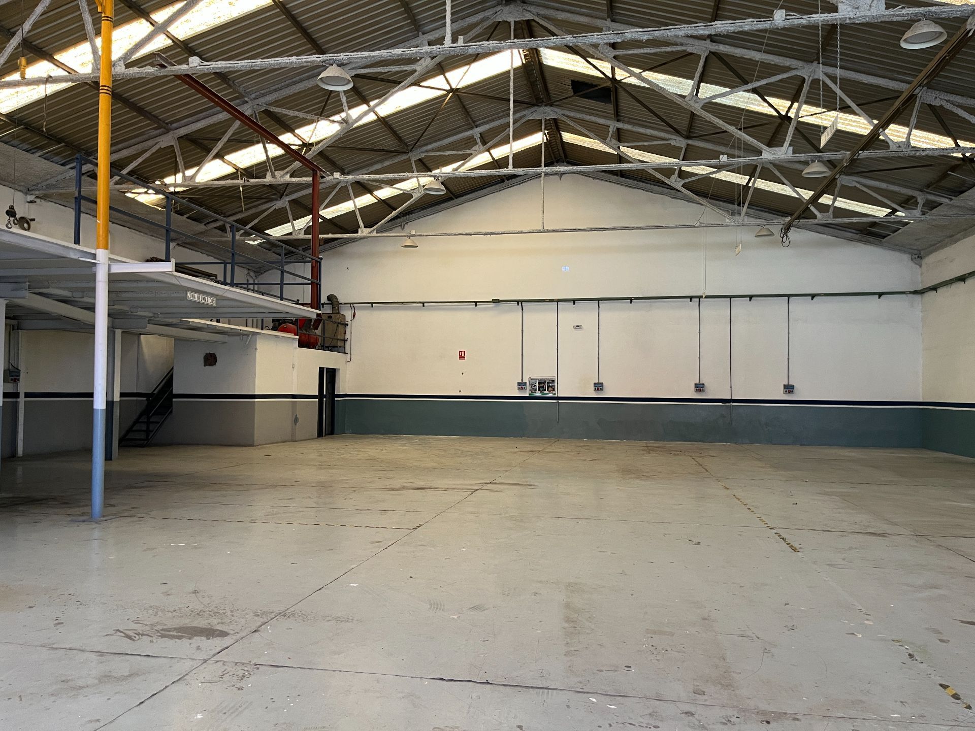 Lagerbygning i Ontinyent, leje