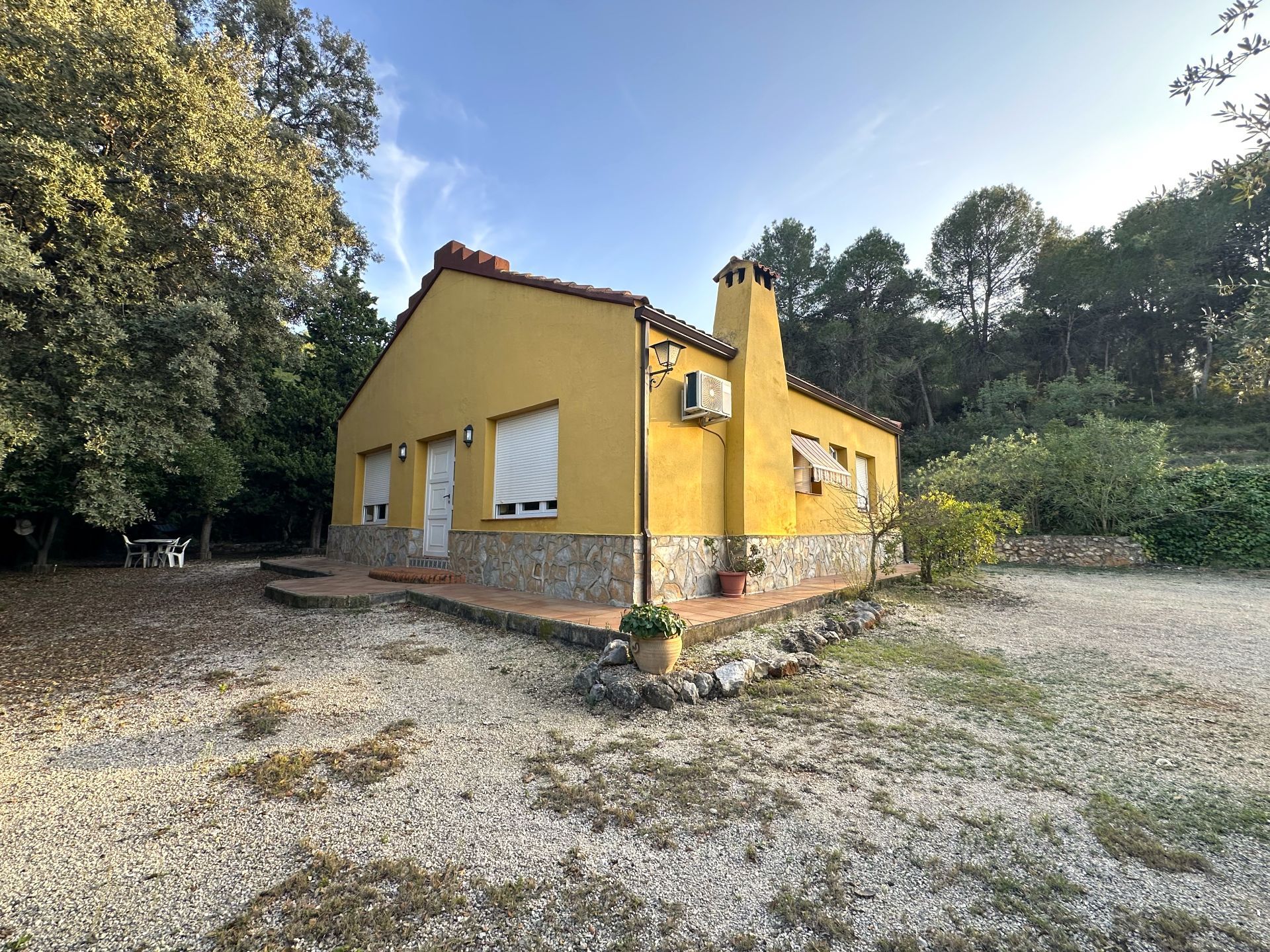 Villa i Ontinyent, Instituto - Farola, salg