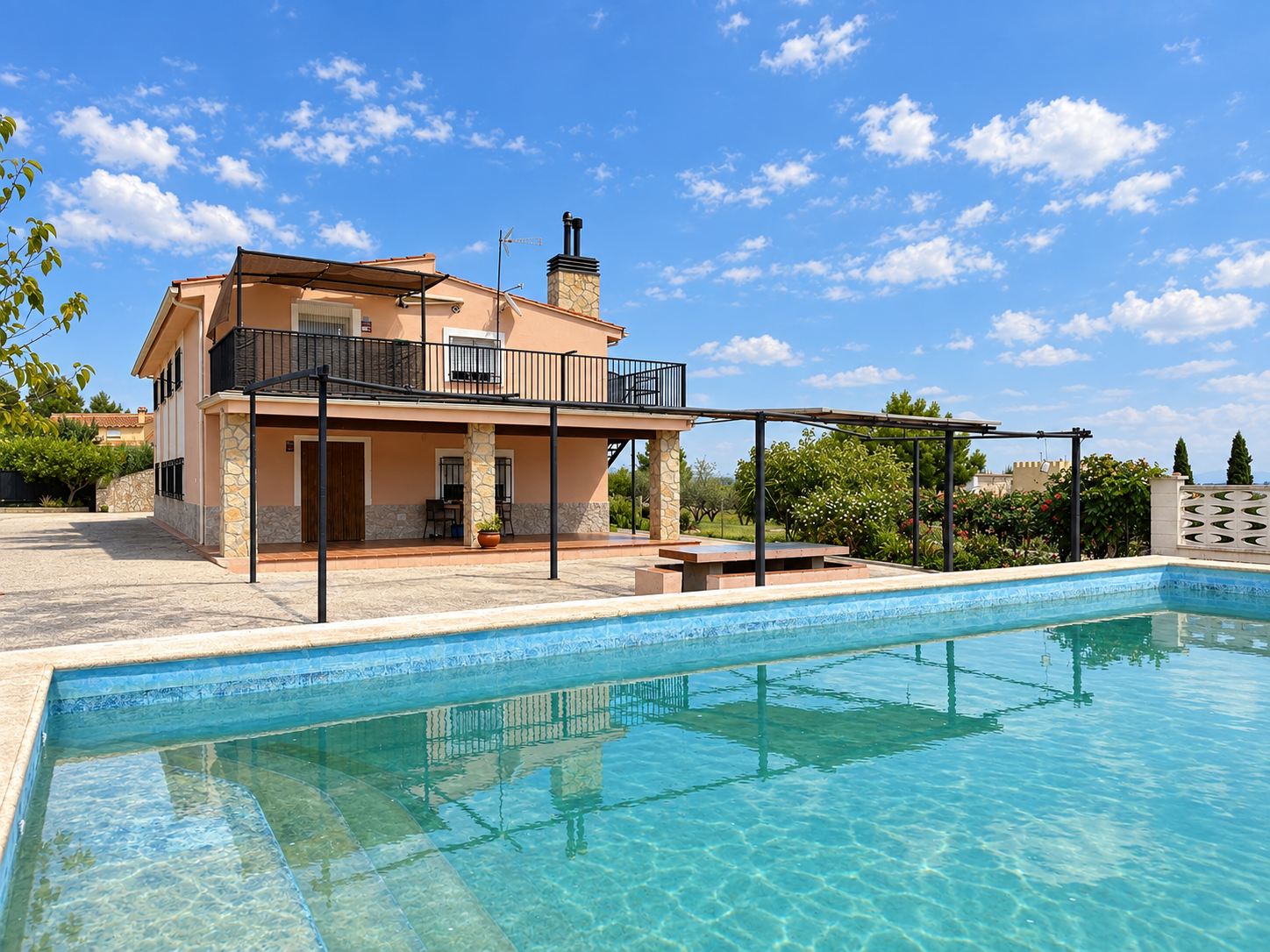Villa in Ontinyent, Ombría, for sale