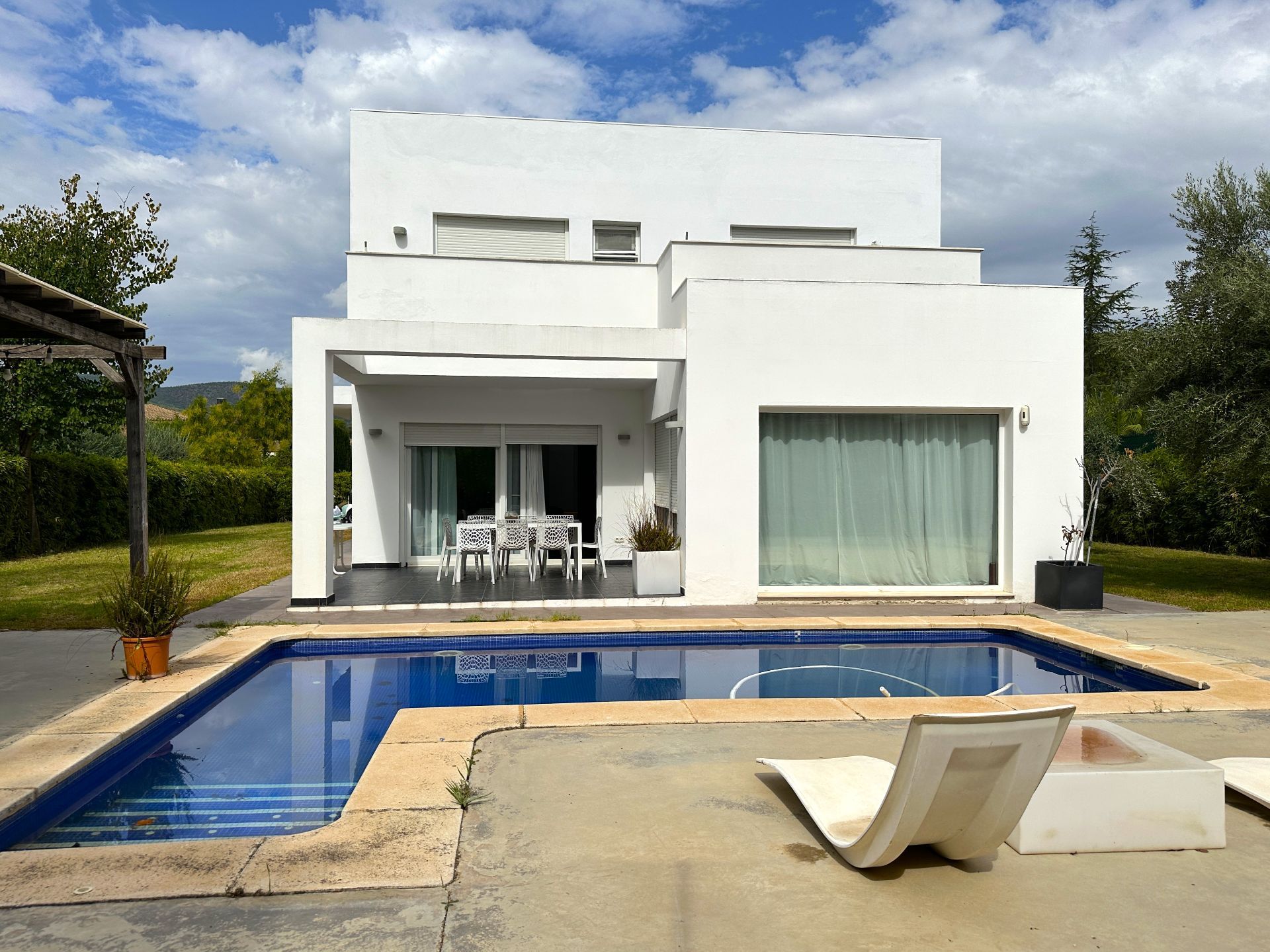 Villa in Ontinyent, El Pilar, te koop