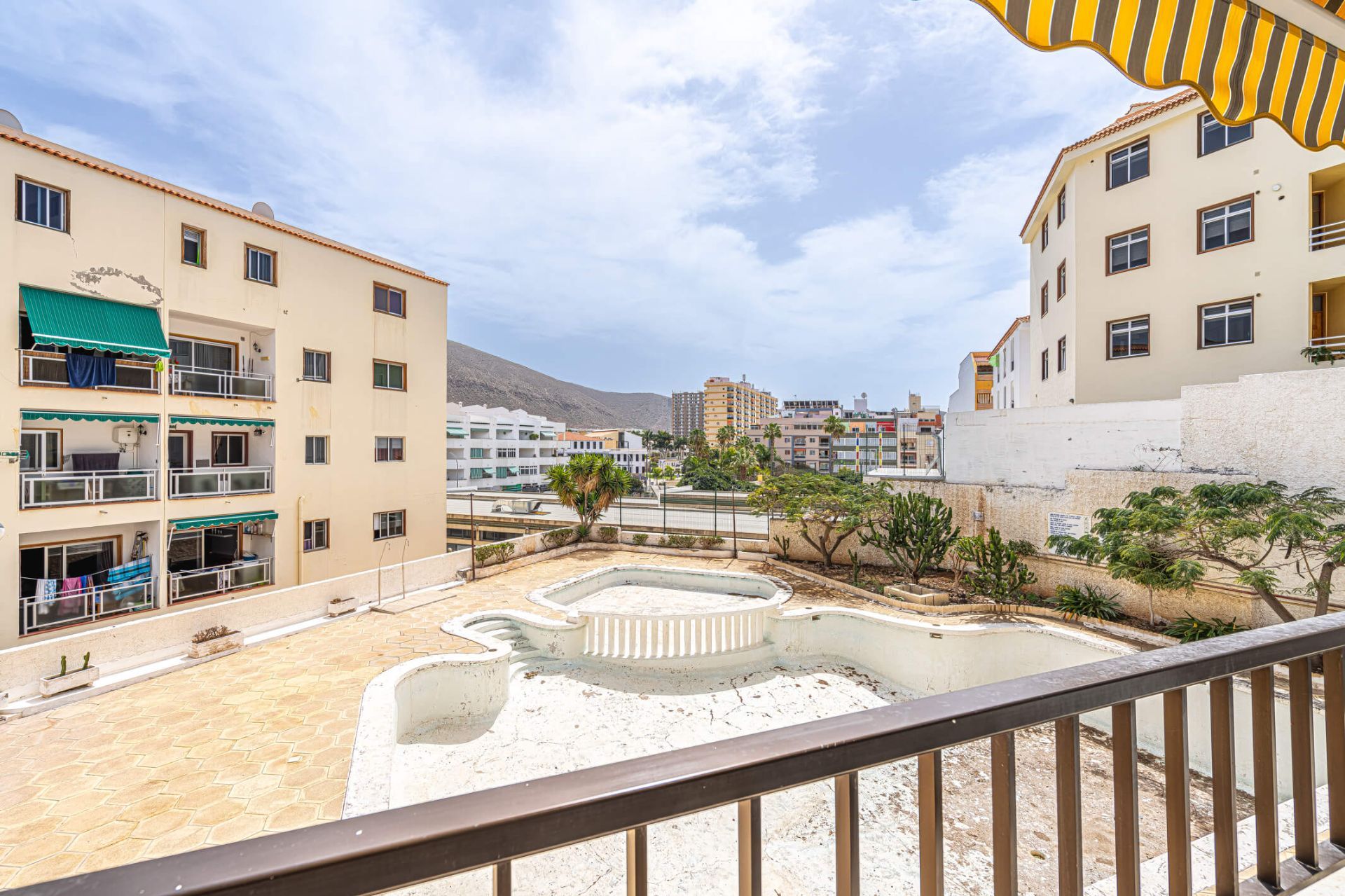 Piso en alquiler  , Los Cristianos, Arona  23/26