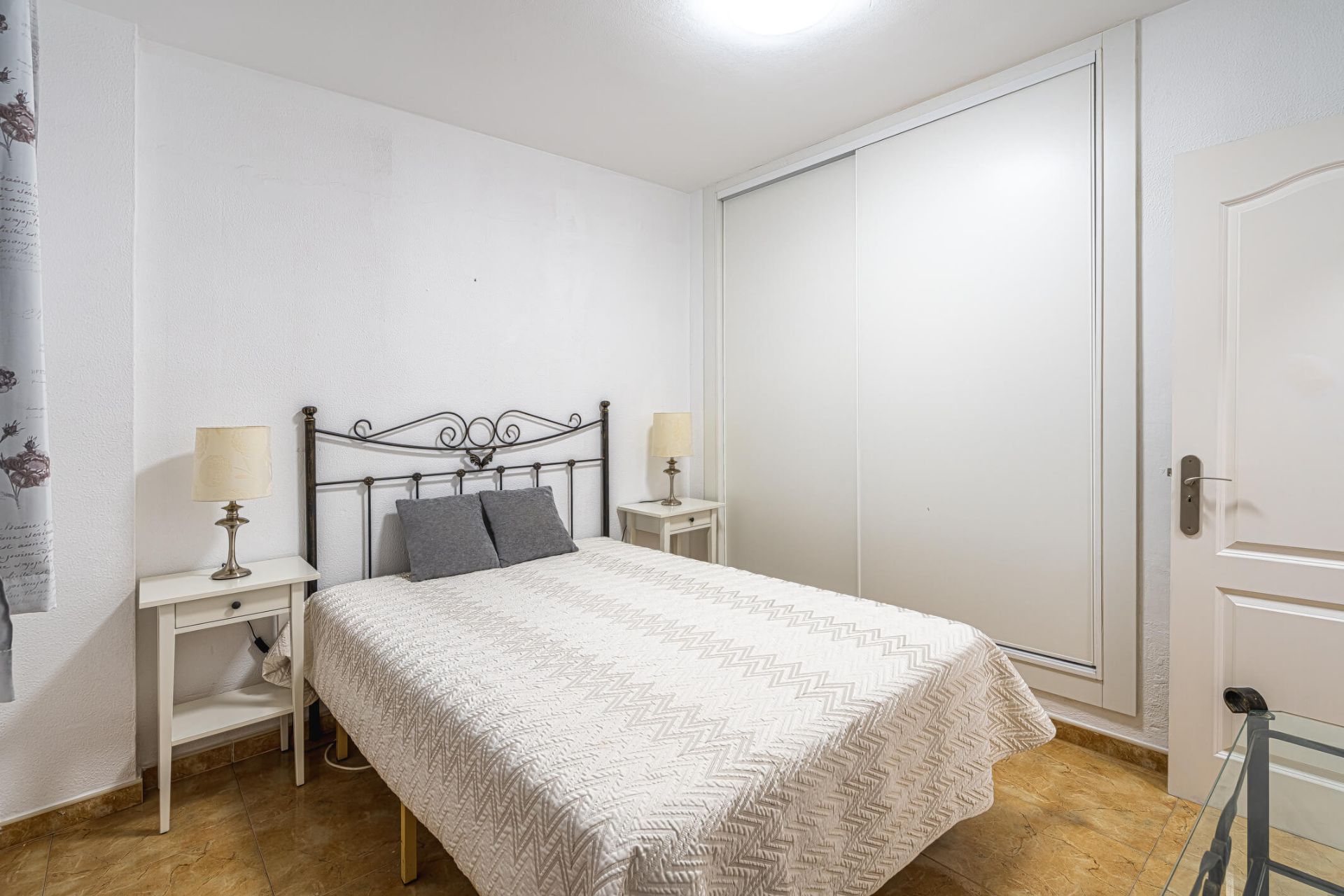 Piso en alquiler  , Los Cristianos, Arona  6/26