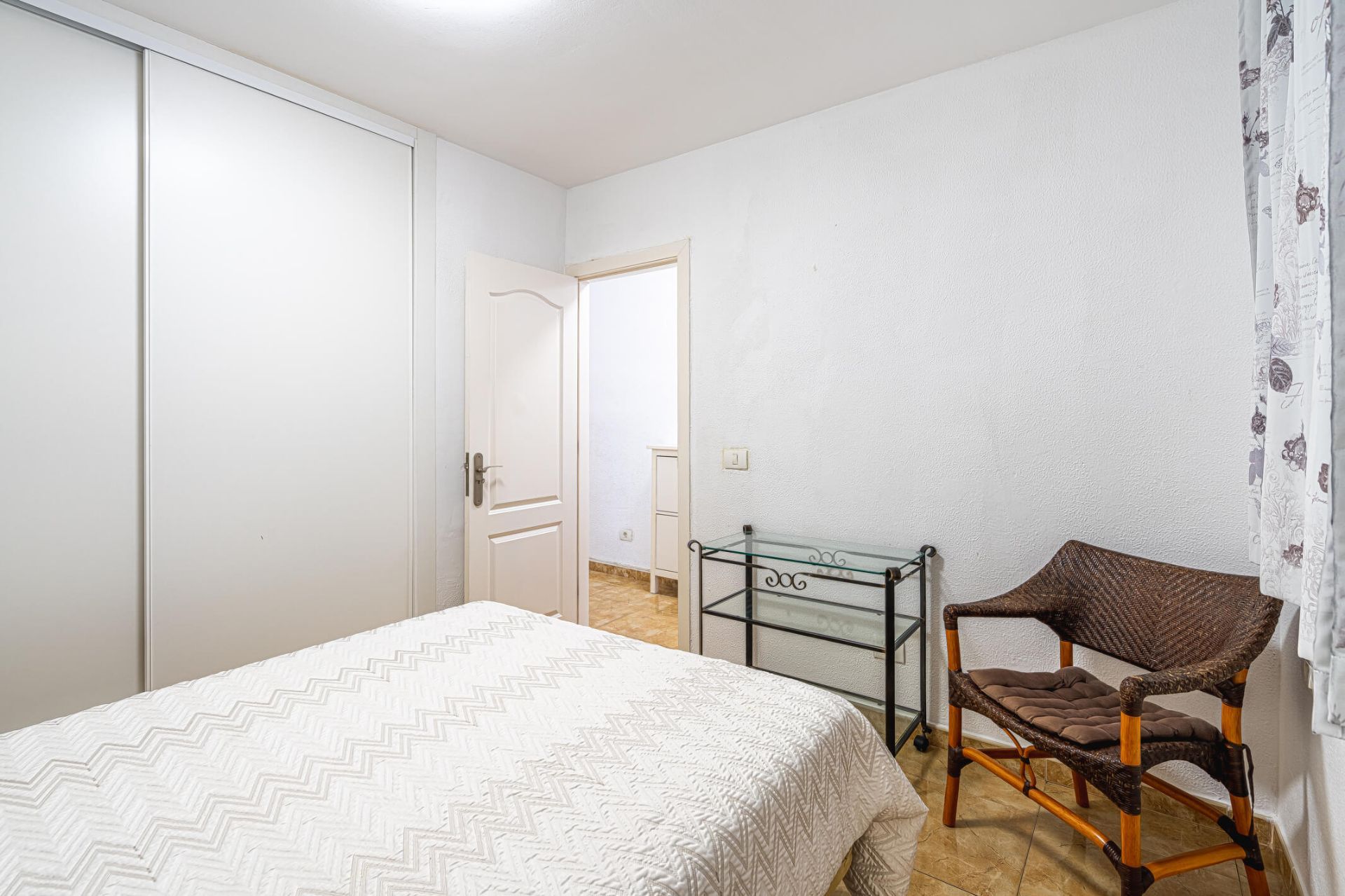Piso en alquiler  , Los Cristianos, Arona  8/26