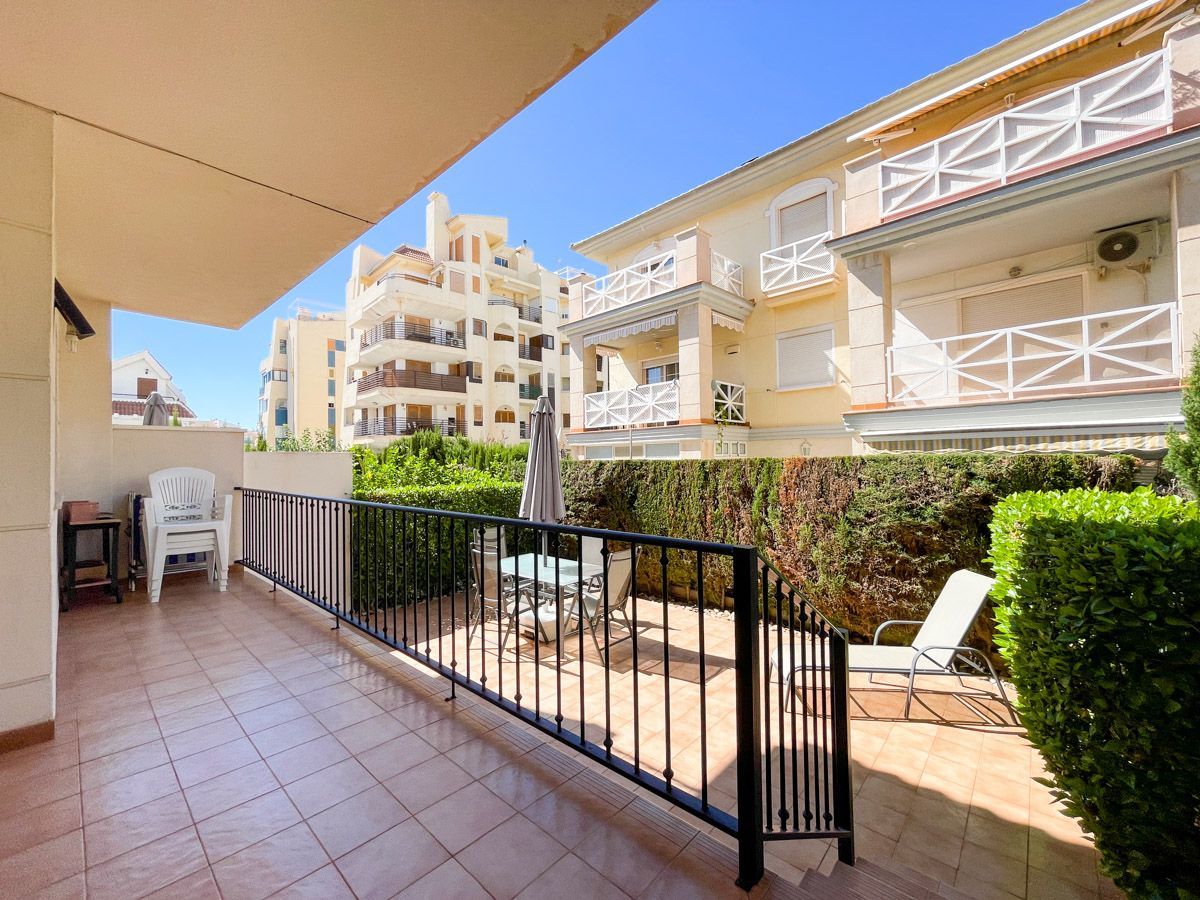 Bungalow en Torrevieja, Urb. La Veleta, venta